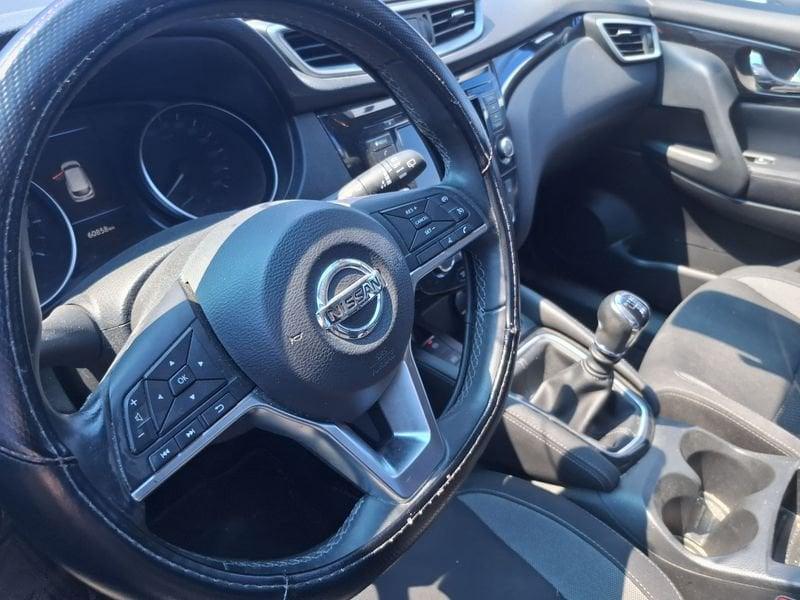 Nissan Qashqai II 2017 1.3 dig-t Acenta Premium 140cv