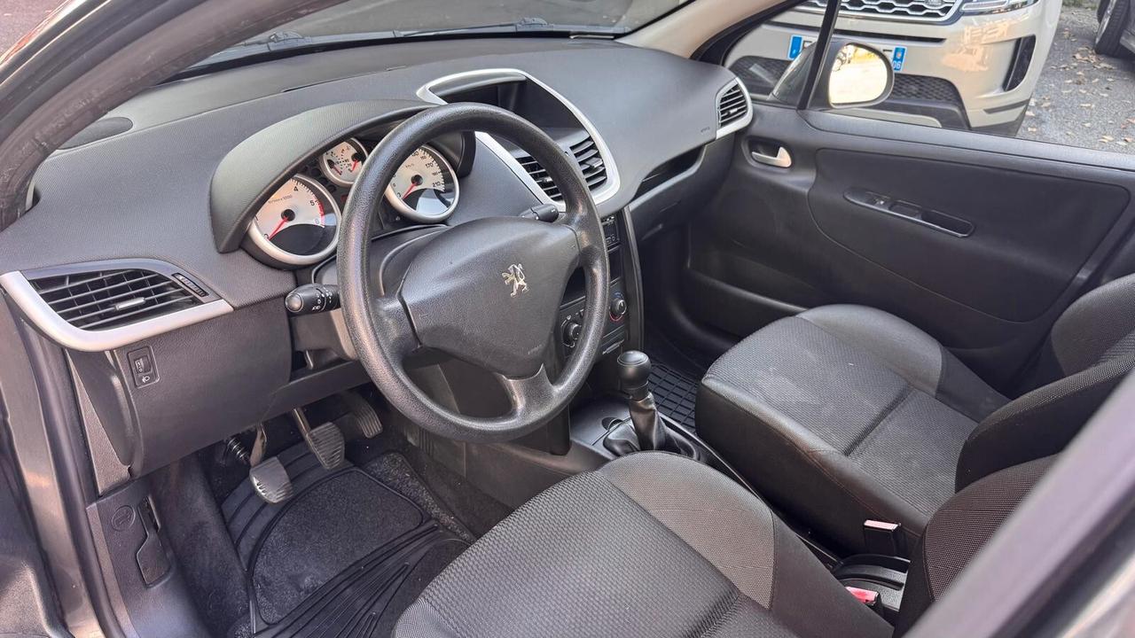 Peugeot 207 1.6 8V HDi 93CV SW X Line