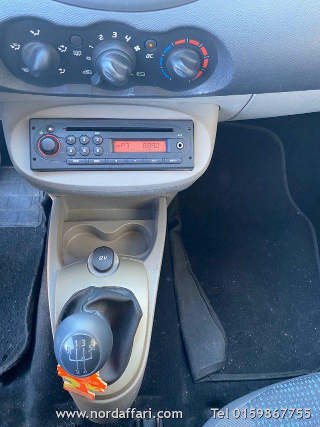 RENAULT Twingo 1.2 8V Le Iene NEOPATENTATI