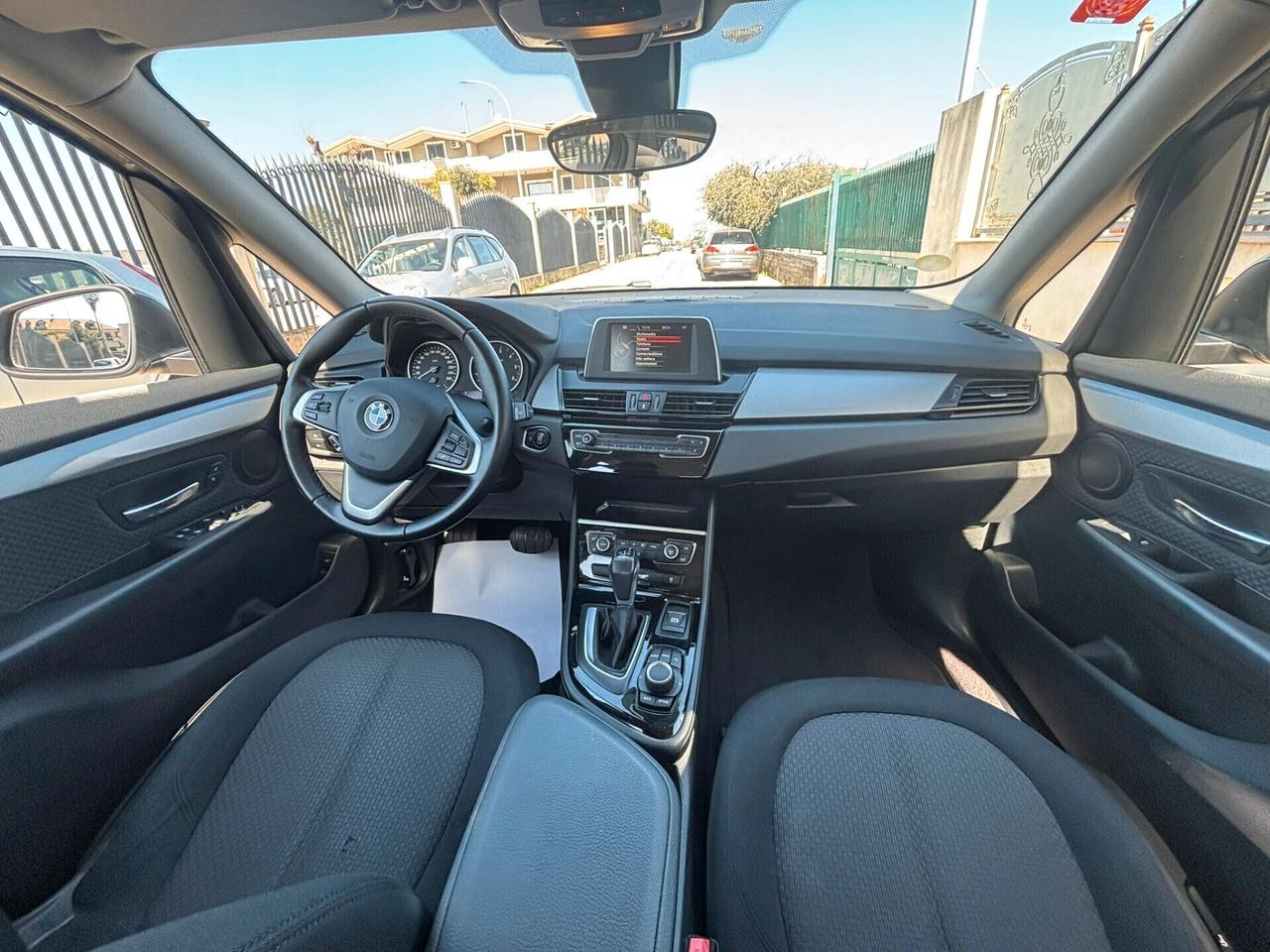 Bmw Serie 2 218d Luxury AUTOMATICO ANNO 2015