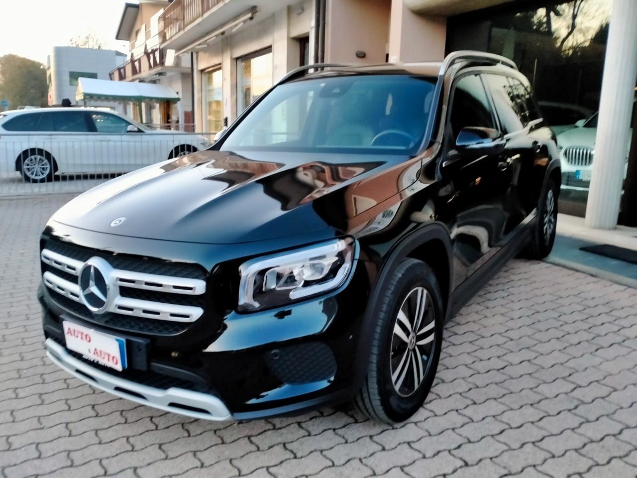 Mercedes-Benz GLB 180 D BUSINESS EXTRA 8MLED/SEDILI SPORT/DISPLAY MAXI