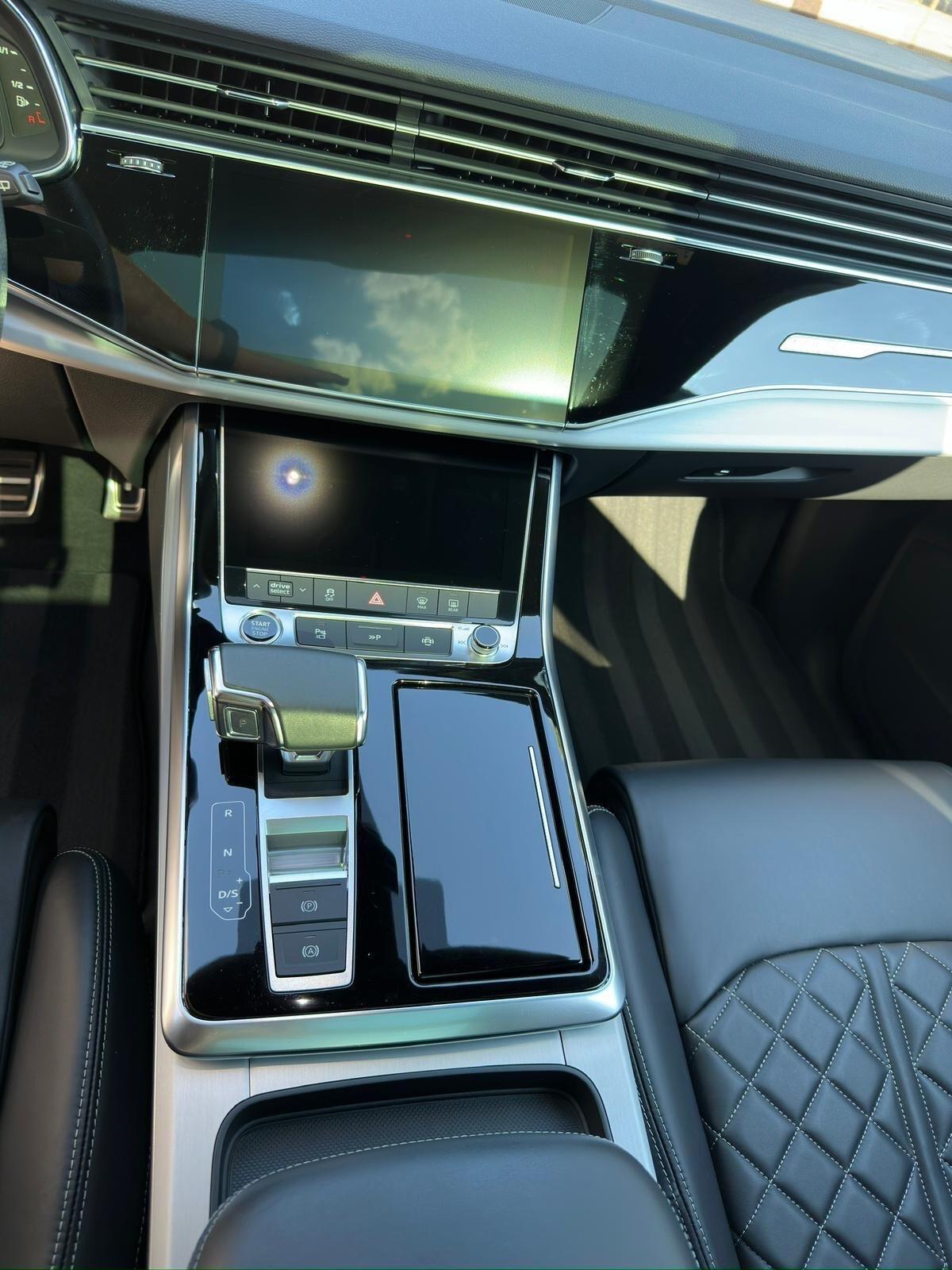 Audi Q8 45 TDI quattro tiptronic Sport S-Line