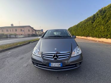 Mercedes-benz A 150 BlueEFFICIENCY Coupé Avantgarde