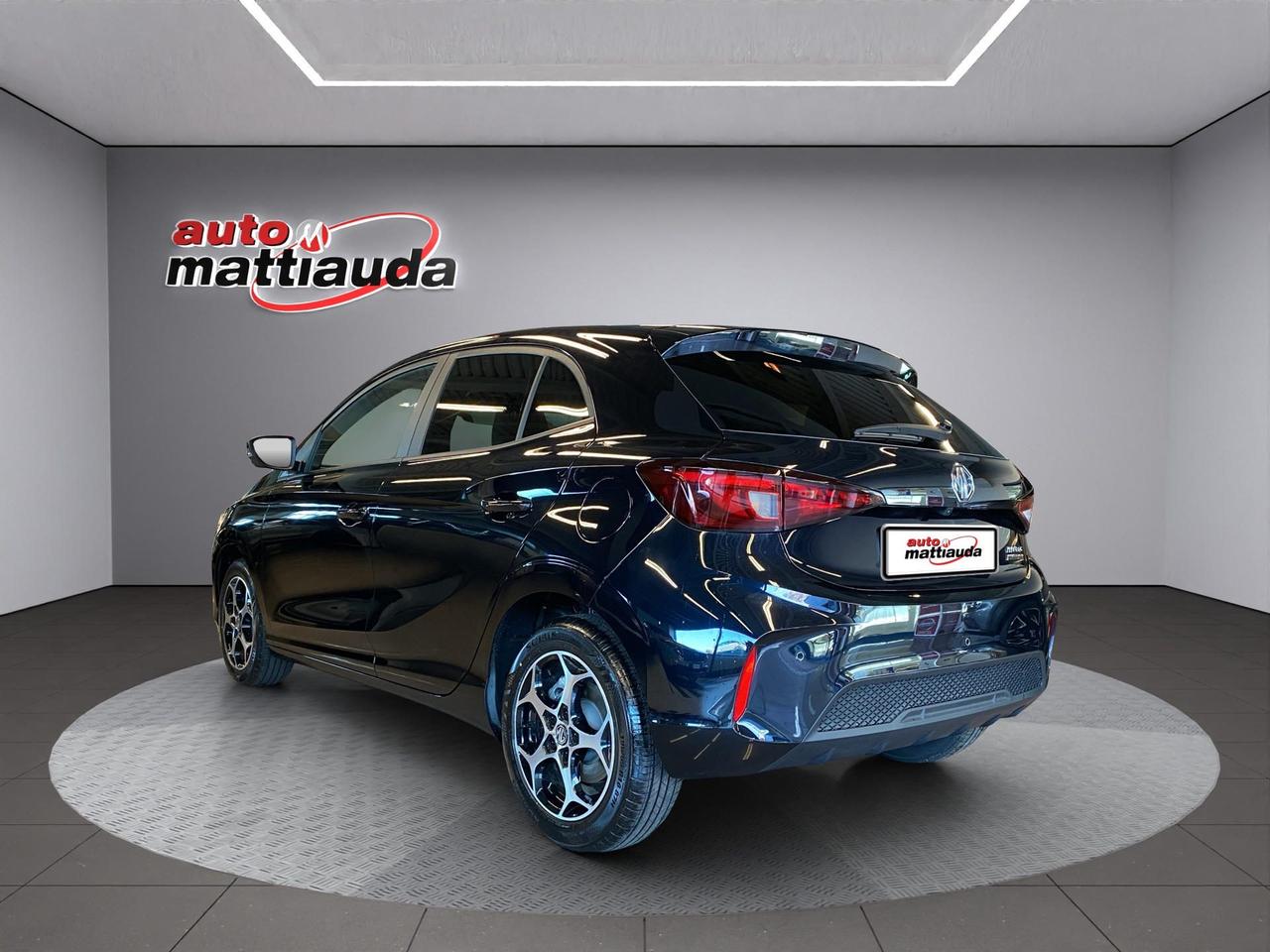 Mg MG3 HYBRID+ LUX