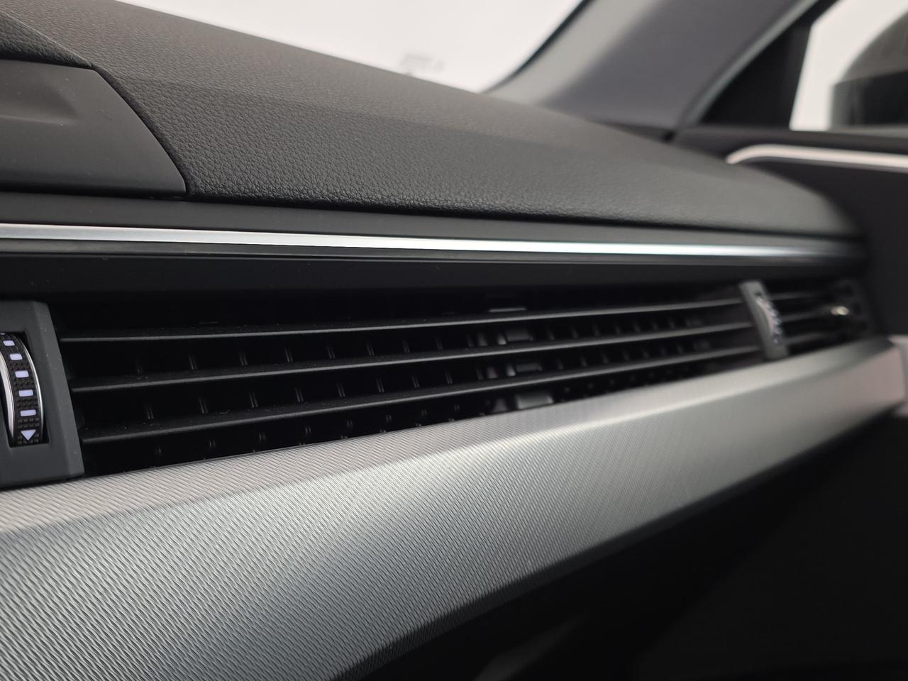 Audi A4 avant 35 2.0 tdi s line edition 150cv s-tronic