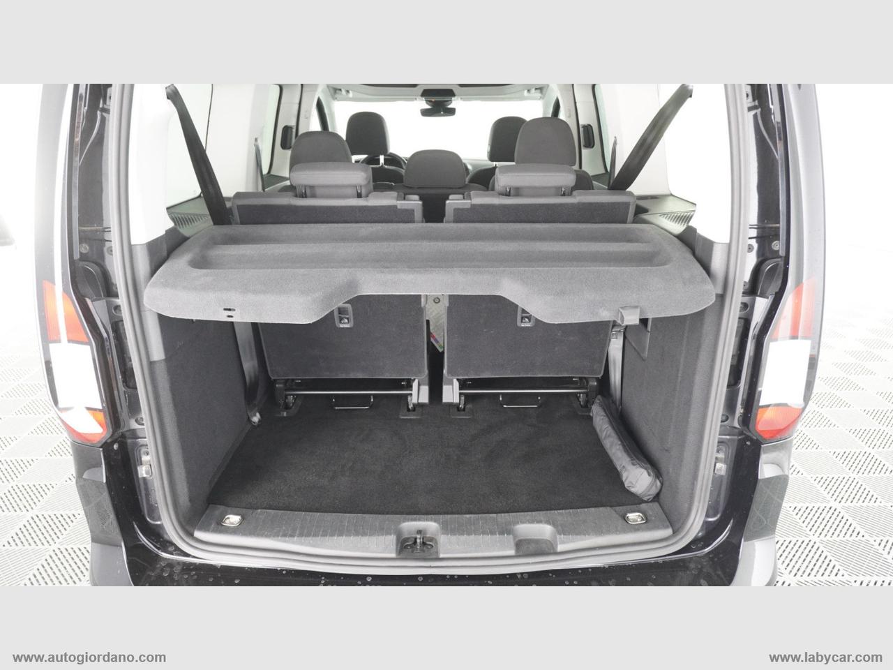 FORD Gr.Tourneo Connect 2.0 122 aut. Tit.