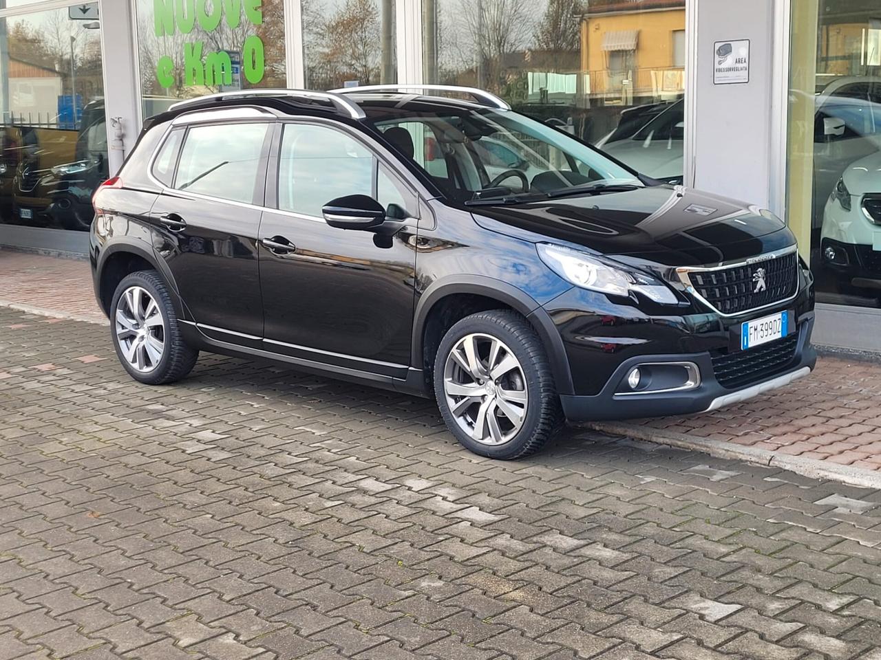 Peugeot 2008 BlueHDi 100 Allure