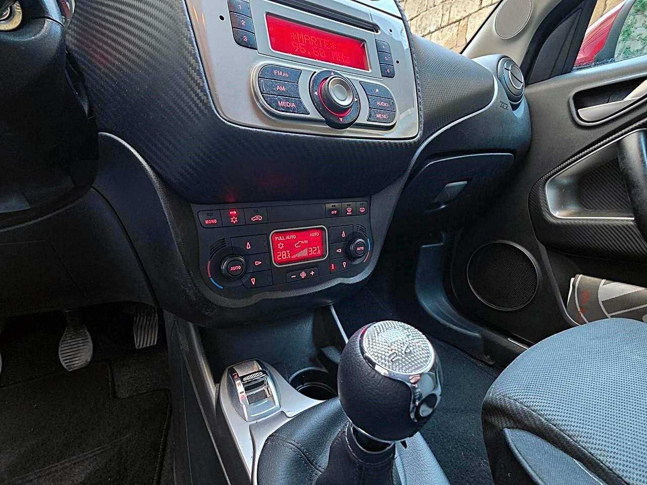 Alfa Romeo MiTo 1.3 MJ 95cv Distinctive