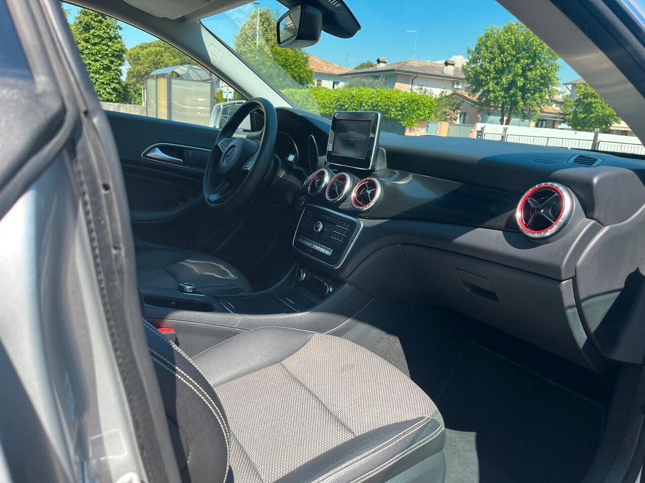 Mercedes-benz CLA 180 d S.W. Automatic Premium