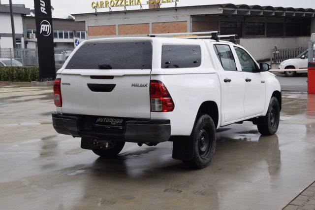 TOYOTA Hilux doppia cabina 2.4D 4WD