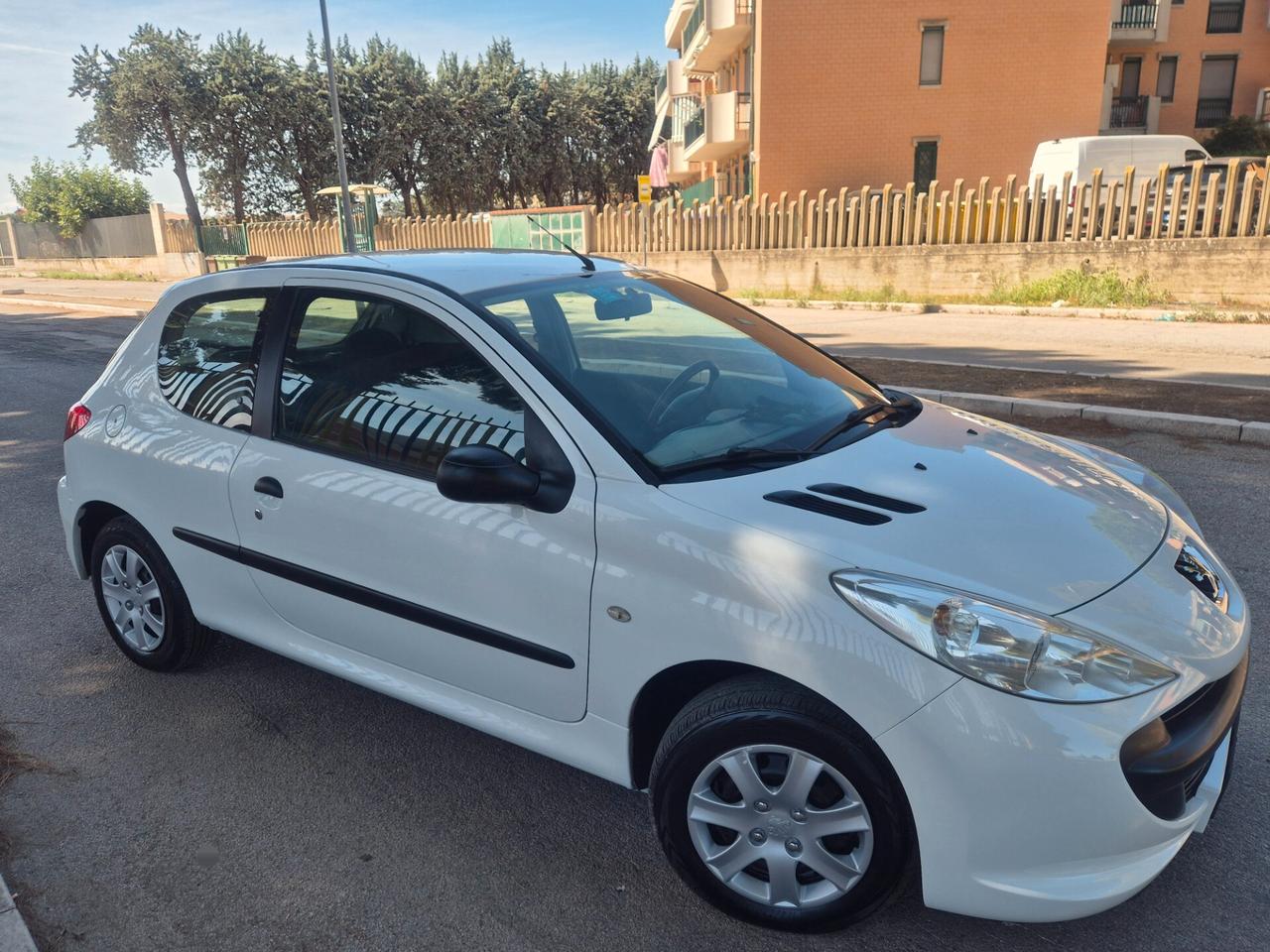 Peugeot 206 Plus 1.1 60CV 3p. Energie 2011