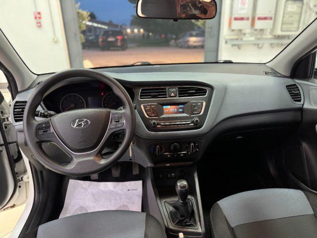 HYUNDAI i20 1.2 5 porte Connectline