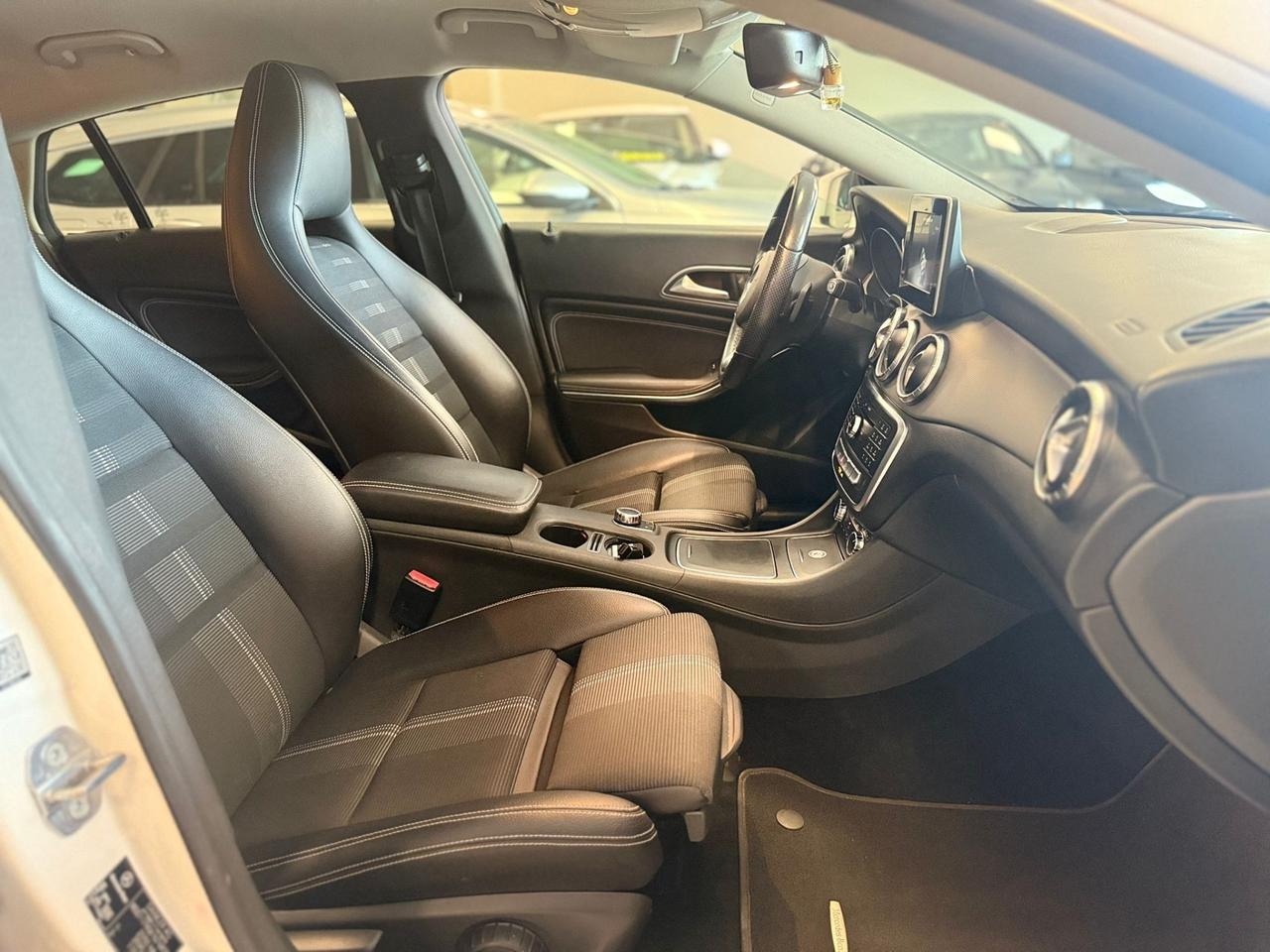 Mercedes-benz CLA 200 d 4Matic Automatic Executive