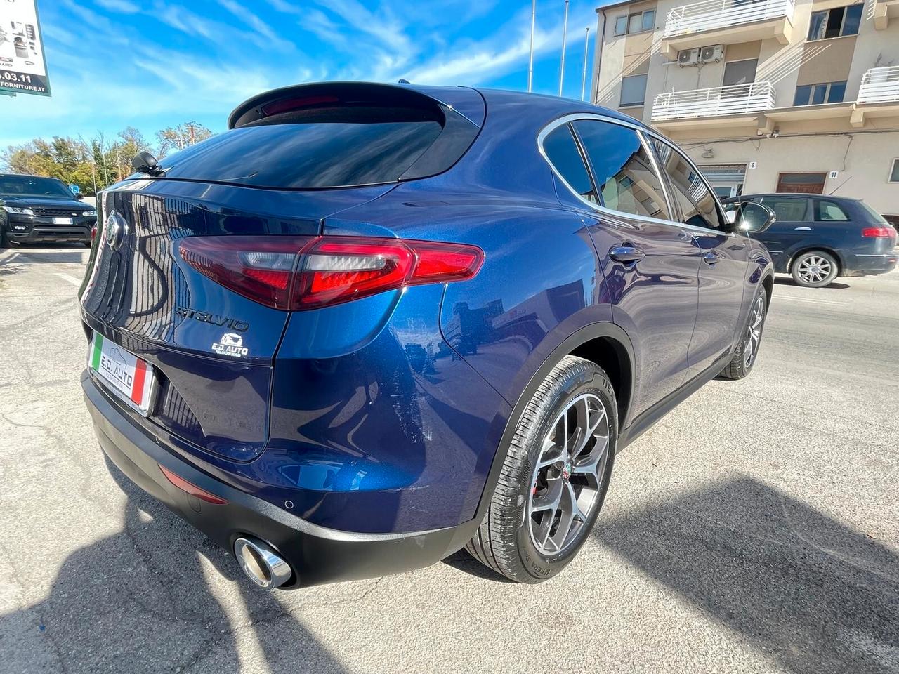 Alfa Romeo Stelvio 2.2 Turbodiesel 210 CV AT8 Q4 Executive