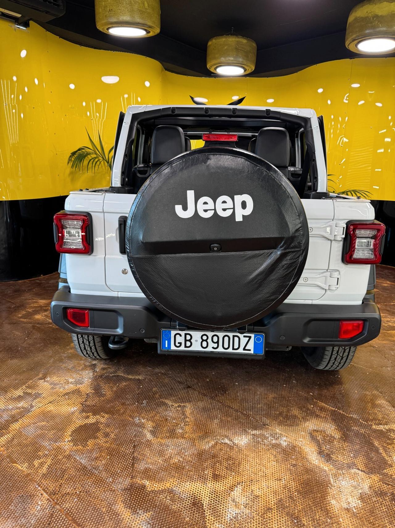 Jeep Wrangler Unlimited 2.2 Mjt II Night Eagle