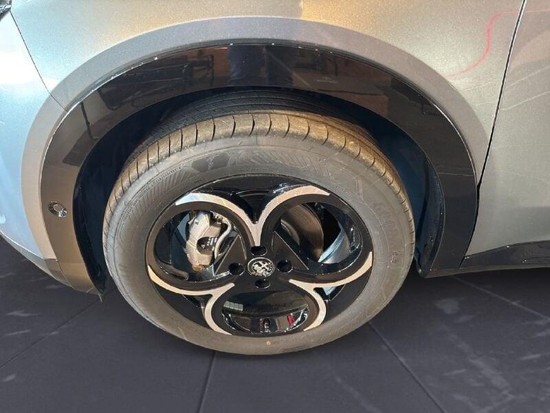 Alfa Romeo Junior Ibrida My25 Ibrida Q4 1.2 145cv Hybrid Edct6