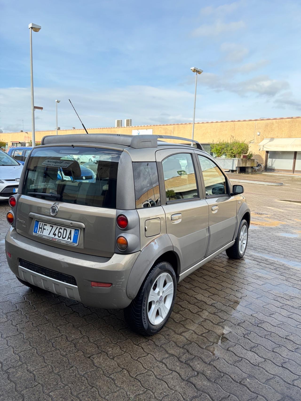 Fiat Panda 1.3 MJT 16V 4x4 Monster