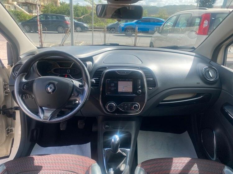 Captur 1.5 dCi 90 CV Project Runway Super Accessiorata
