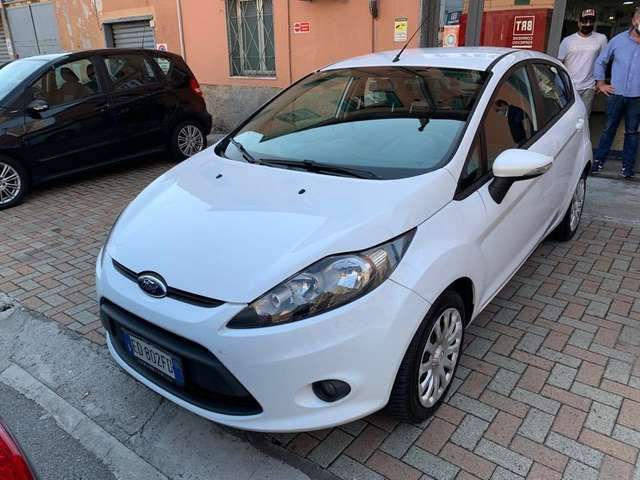 Ford Fiesta Fiesta 5p 1.2 16v + c/esp 82cv E5