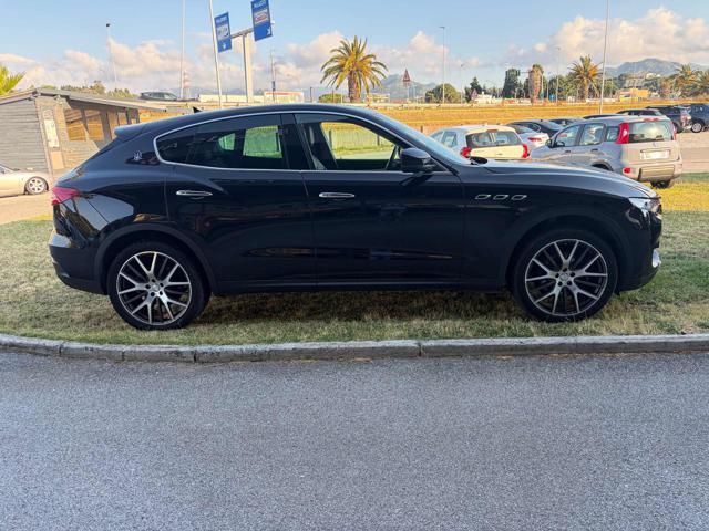 MASERATI Levante V6 Diesel 275 CV AWD