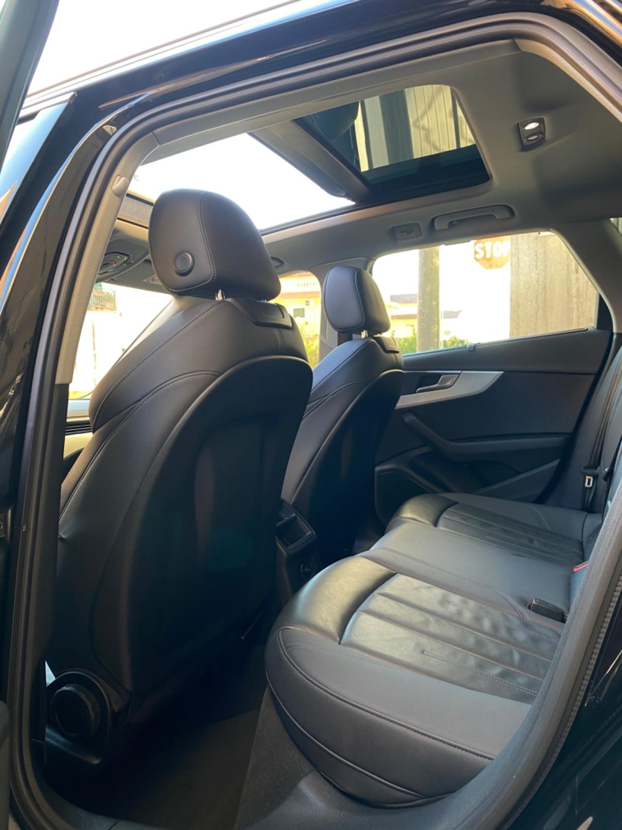 Audi A4 2.0 TDI 136 CV S tronic Sline edition