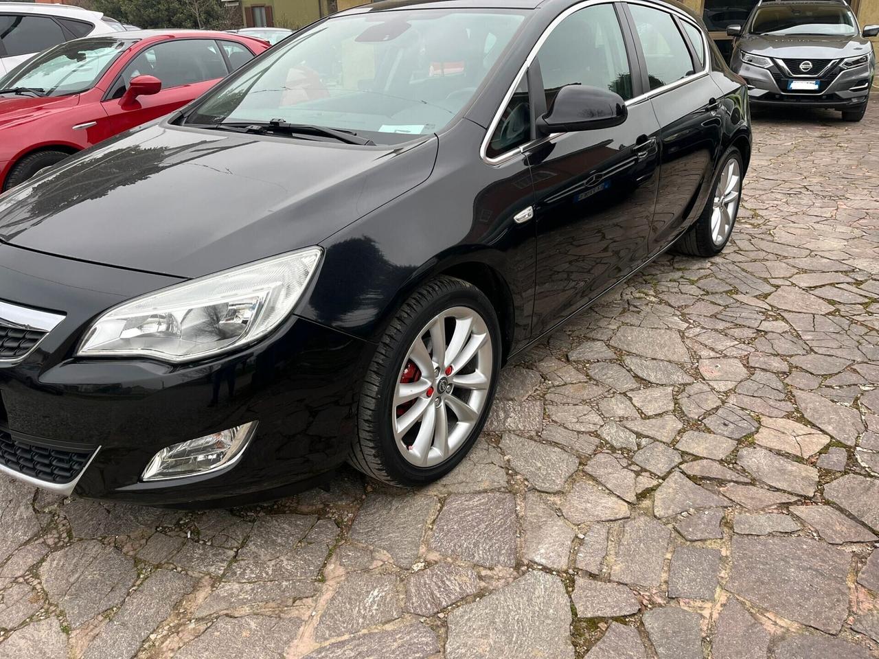 Opel Astra 1.4 Turbo 140CV 5 porte Cosmo