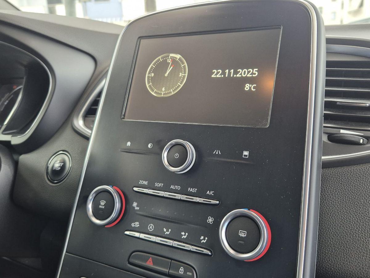 RENAULT - Grand Scénic - Blue dCi 120 CV Initiale Paris