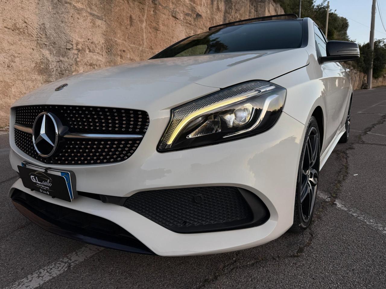 Mercedes A 200 136 CV Premium/NIGHT EDITION/TETTO