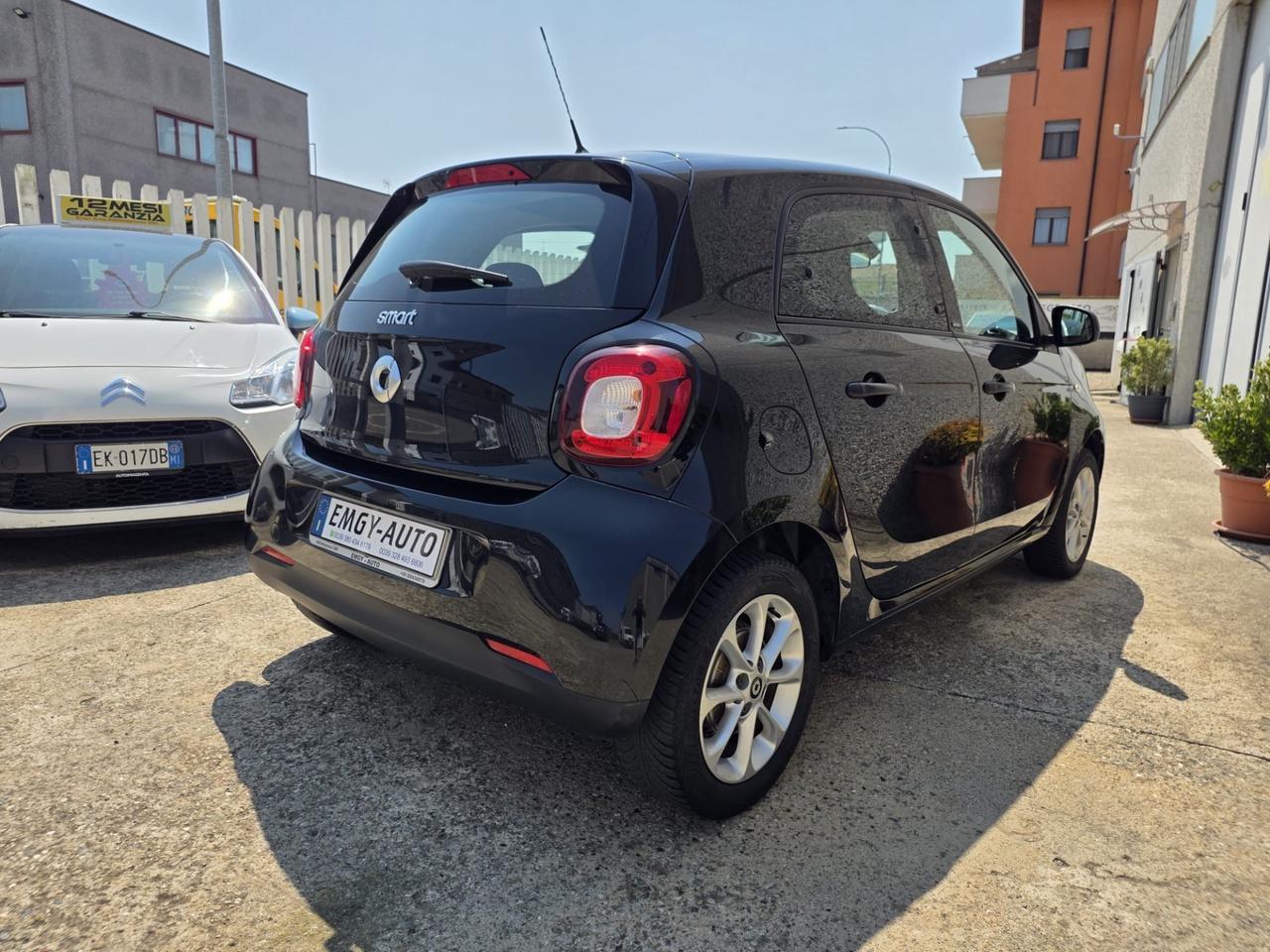Smart ForFour 71CV,, 1.0b. AUTOMATICO solo 53.000km.