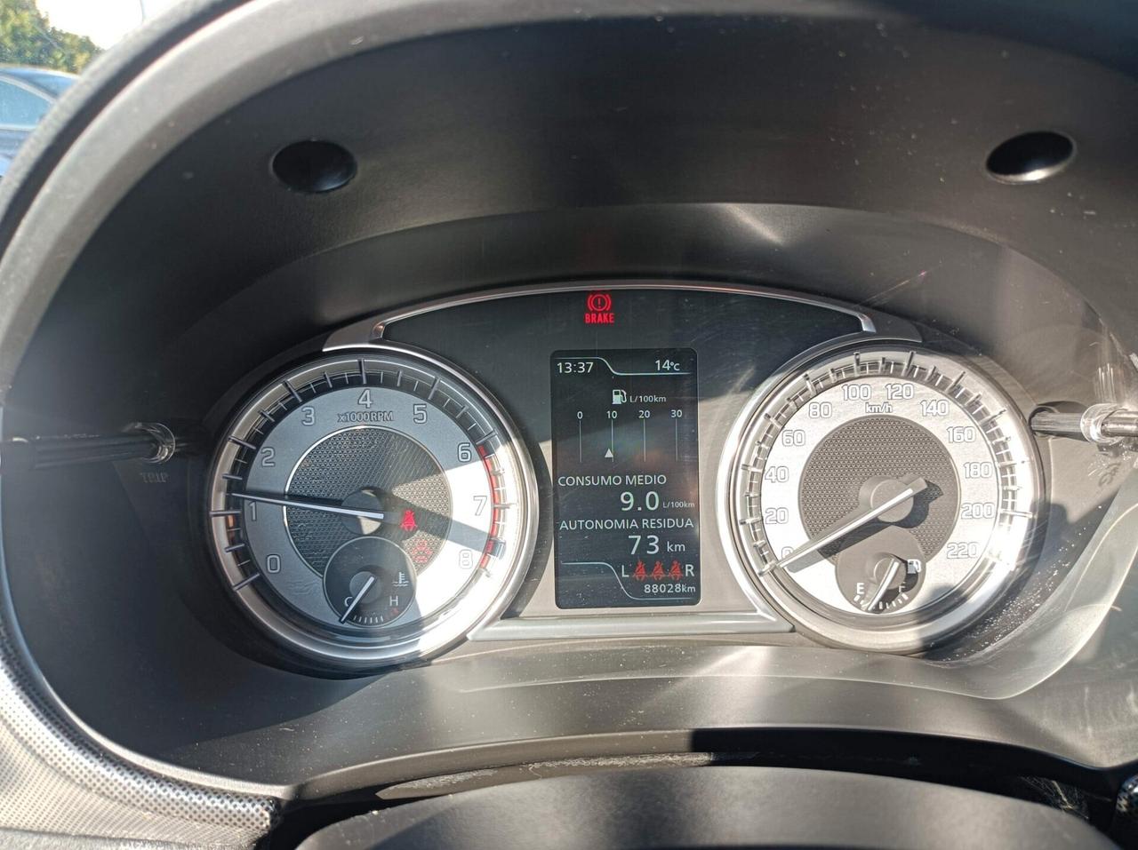 Suzuki Vitara 1.4 Hybrid Top