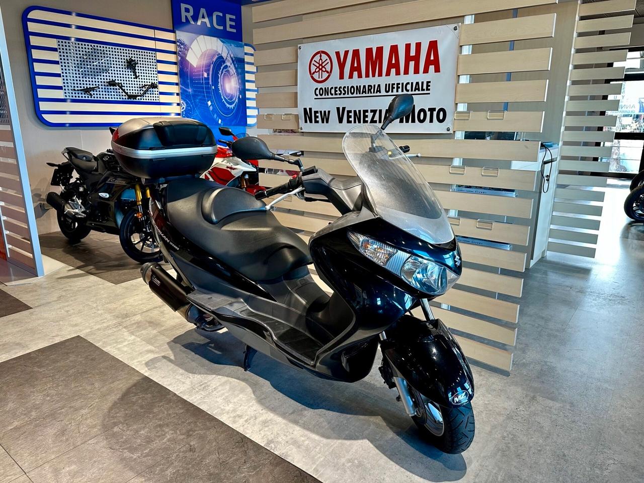 Suzuki Burgman 200 - 2008