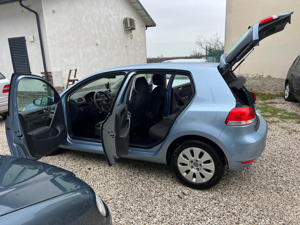 Volkswagen Golf 1.6 TDI DPF 5p. Highline