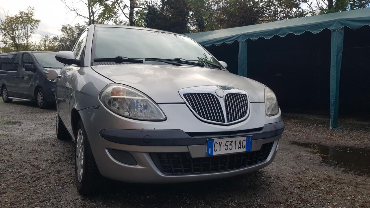 Lancia Ypsilon FUNZIONANTE ANCHE ARIA CONDIZIONATA!!!