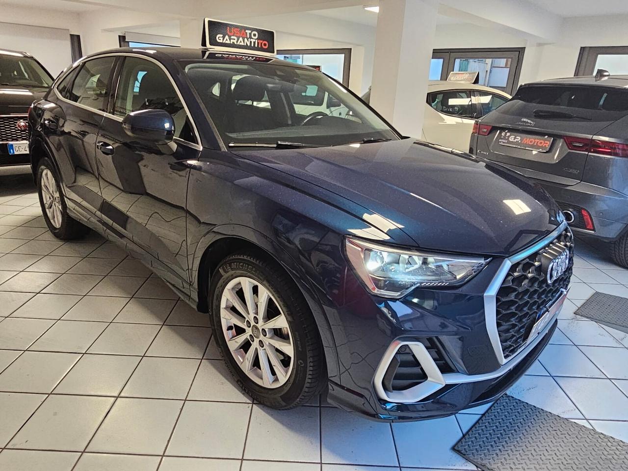 Audi Q3 35 TDI quattro S tronic Business