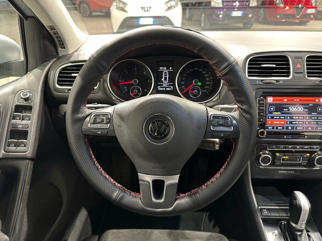 Volkswagen Golf 1.6 tdi Highline 5p dsg