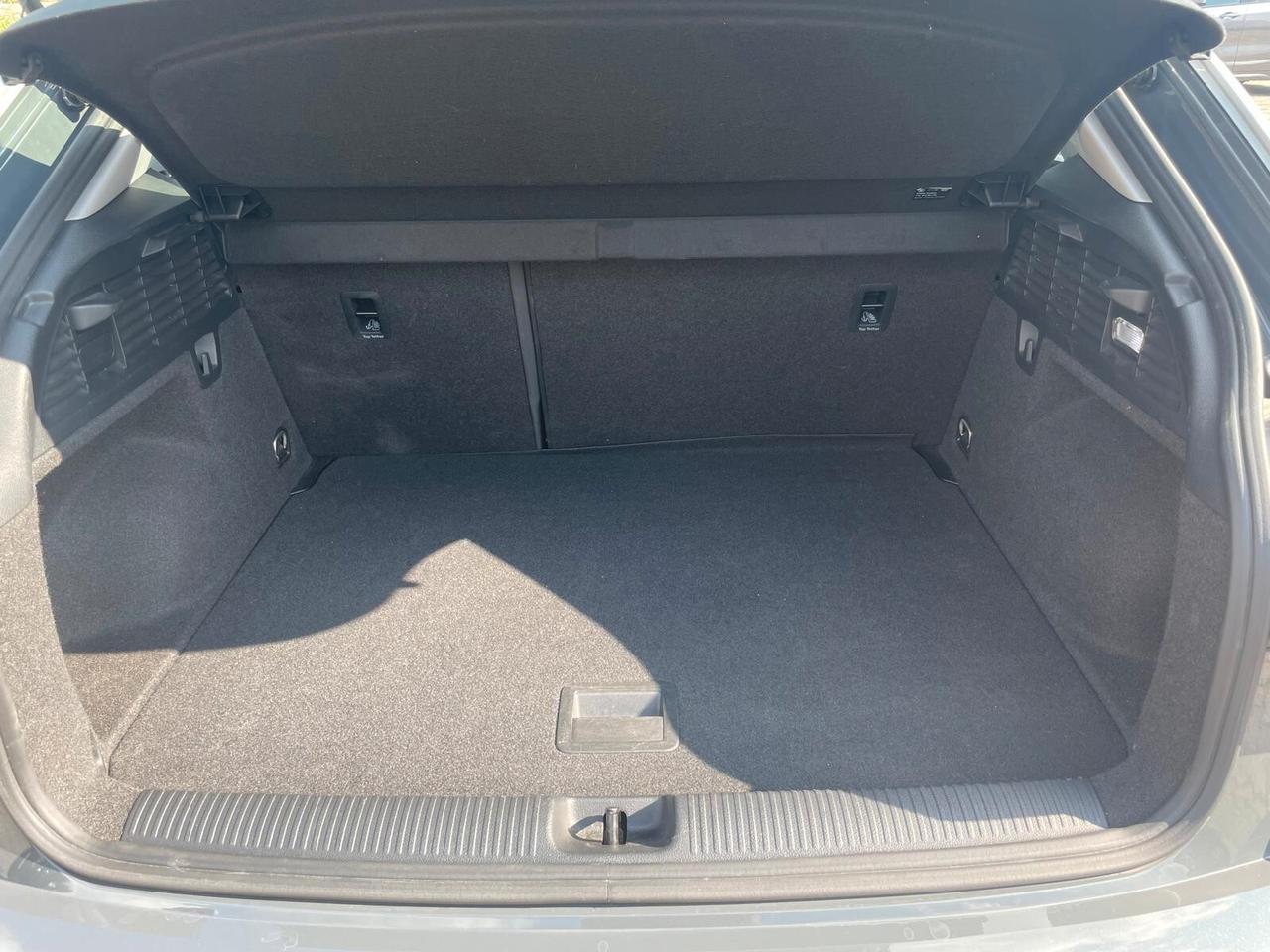 Audi Q2 35 TFSI S tronic line Edition