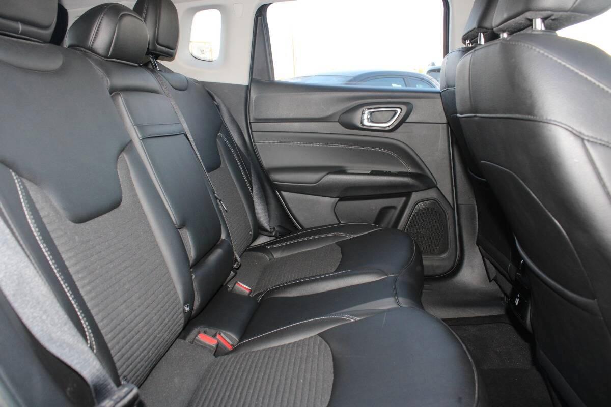 Jeep Compass 1.6 mjt Limited 130cv Con CARPLAY & TELECAMERA