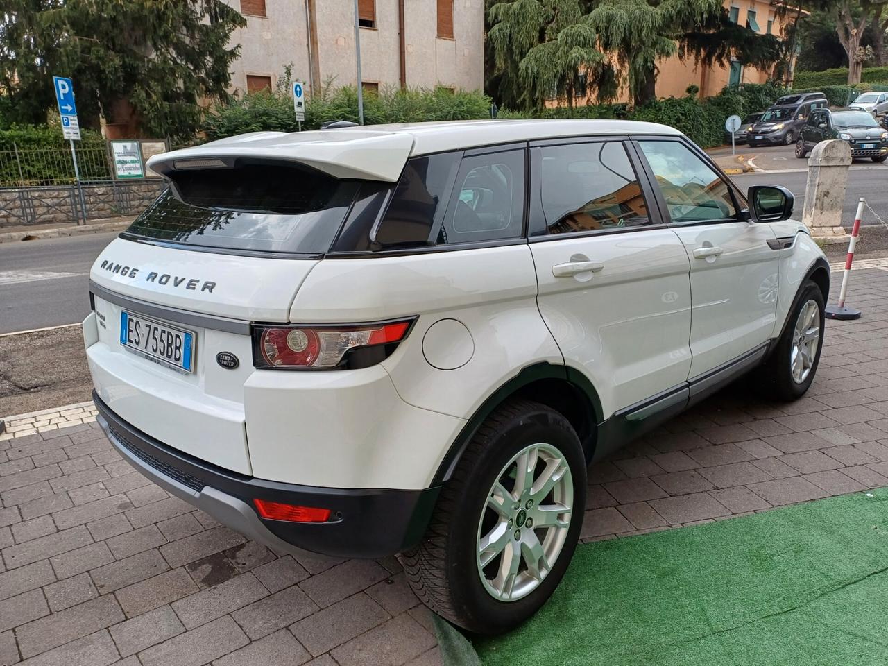 Land Rover Range Evoque 2.2 TD4 5p. Dynamic