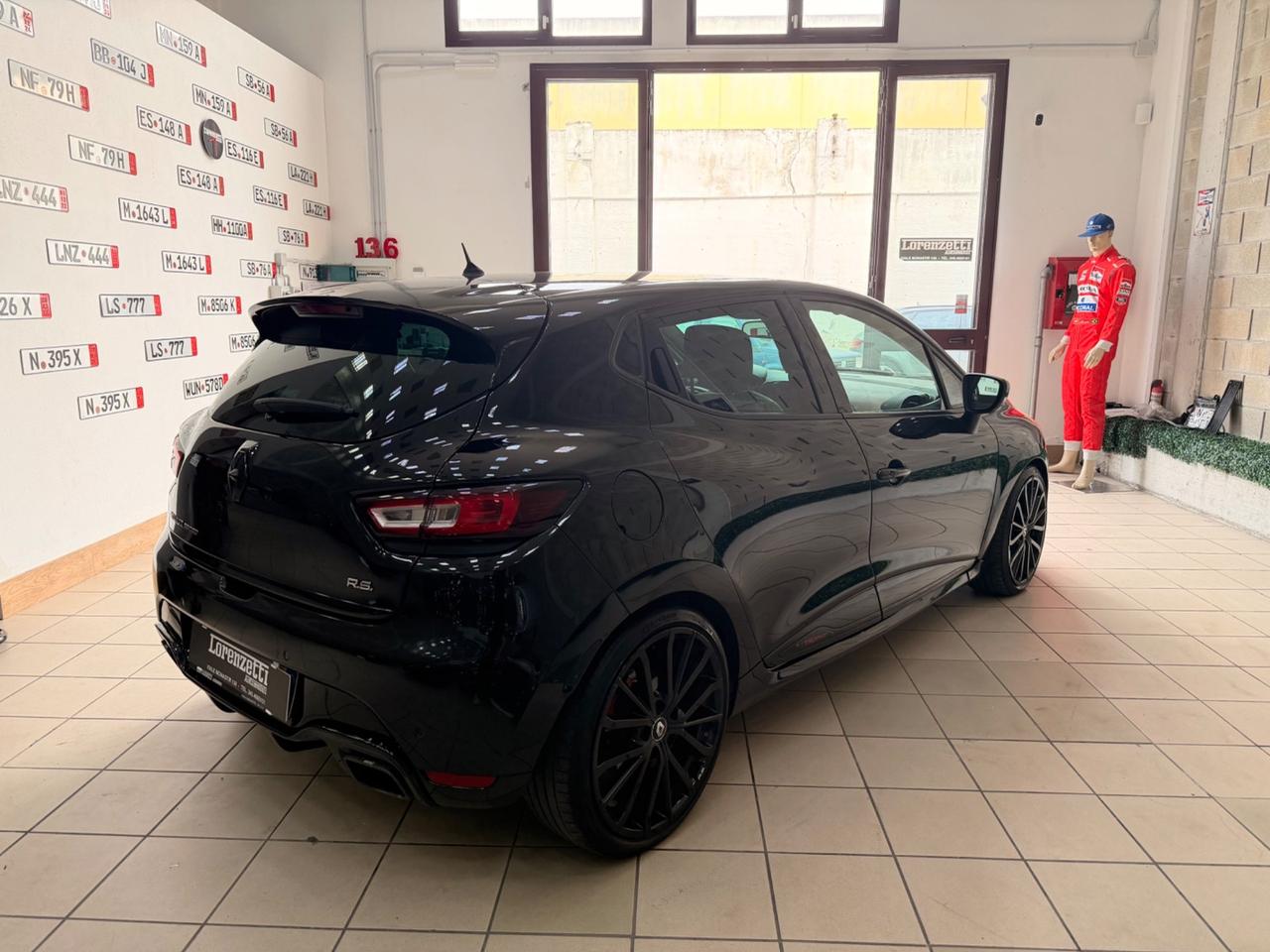 Renault Clio TCe 220CV R.S. Trophy