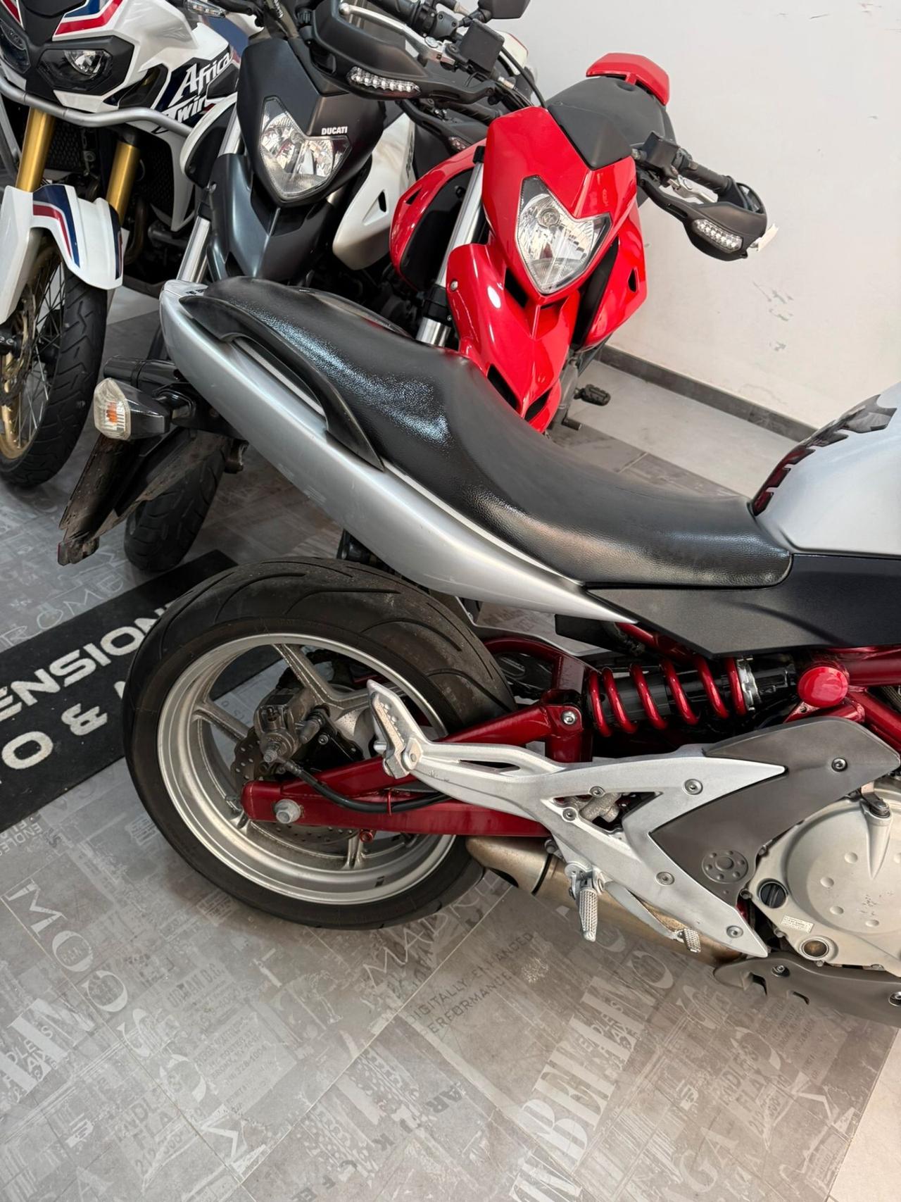 Kawasaki ER 6N