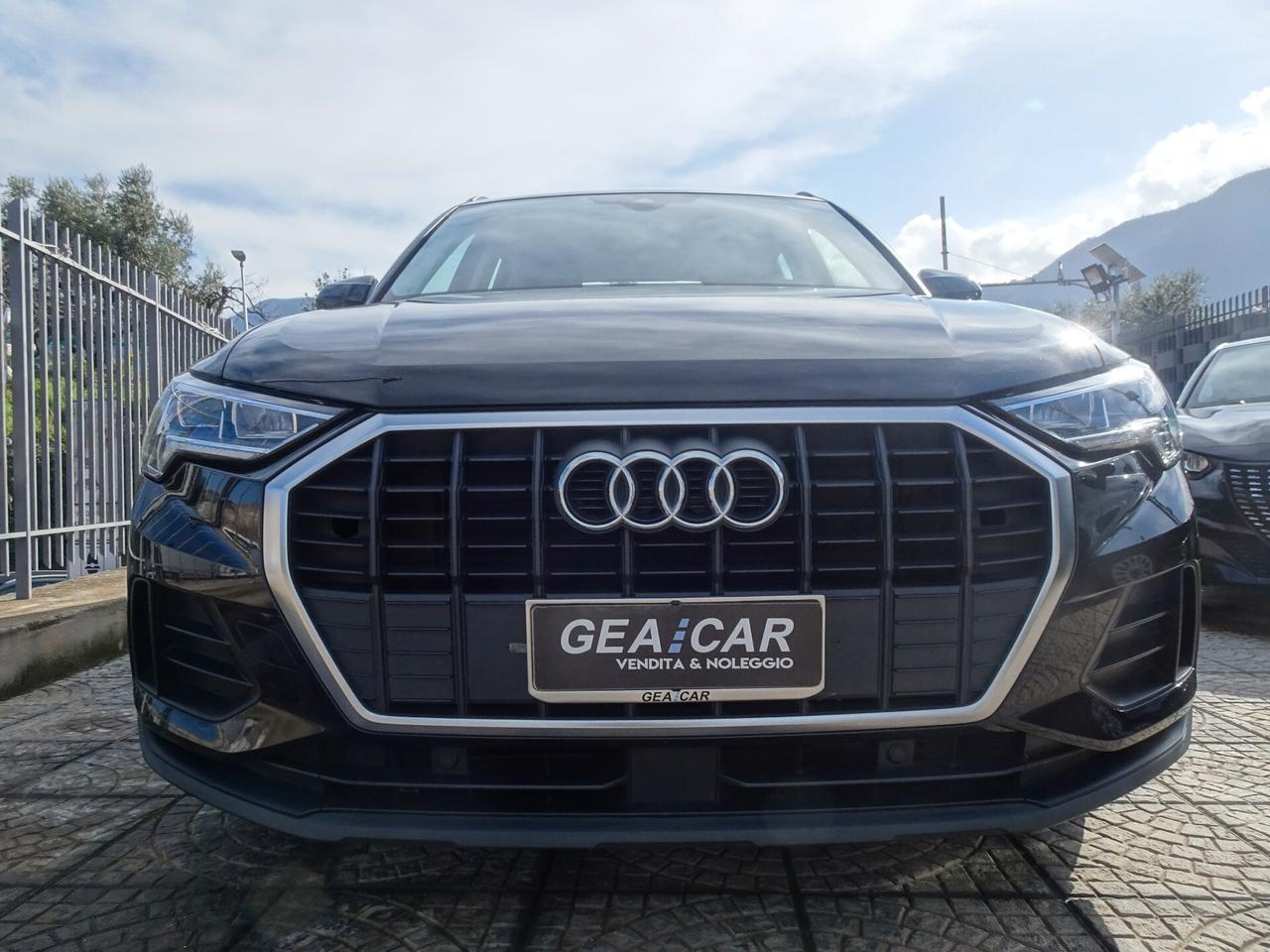 Audi Q3 35 TDI S tronic Business Advanced