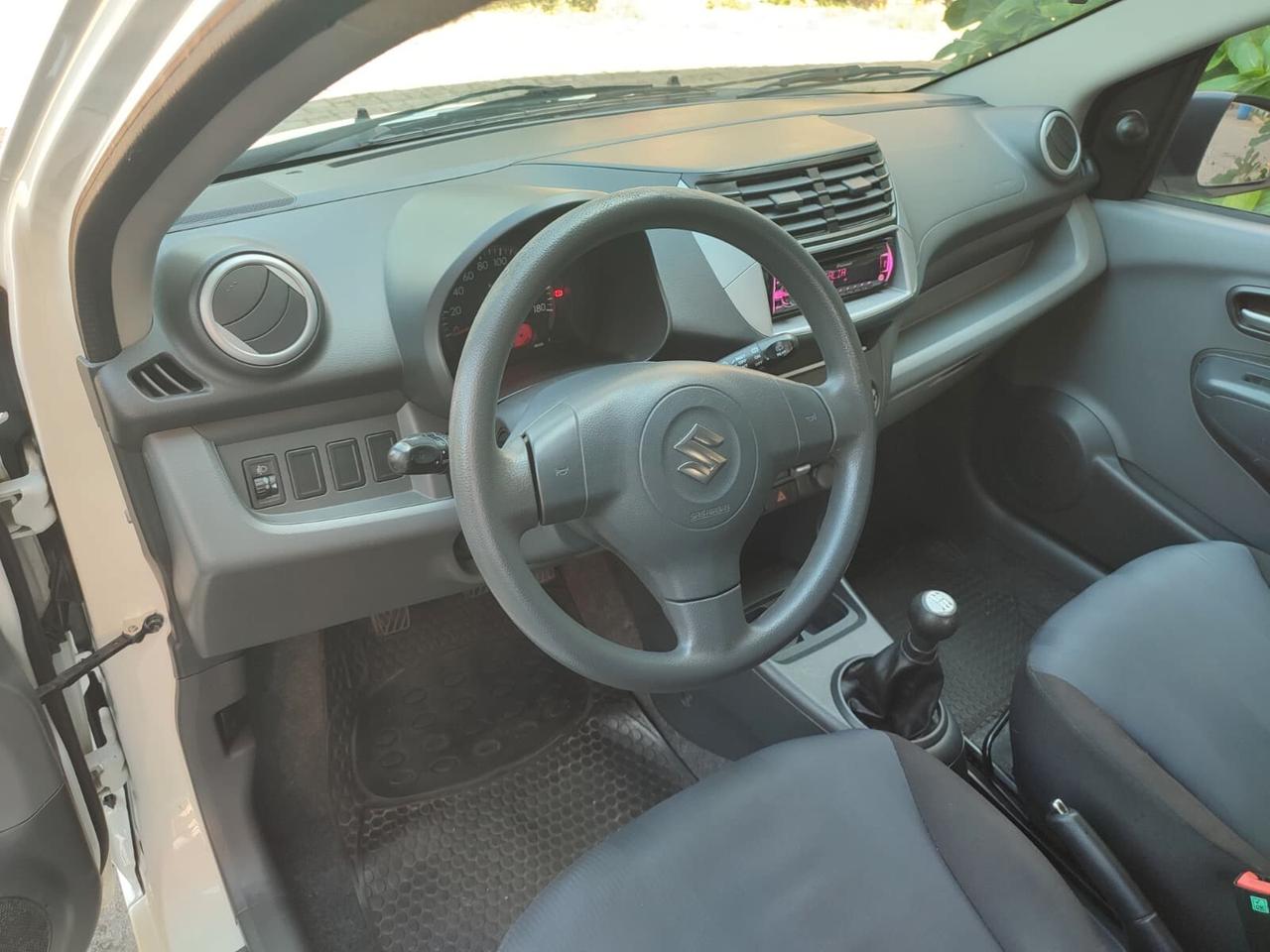 Suzuki Alto 1.0 VVT GLX
