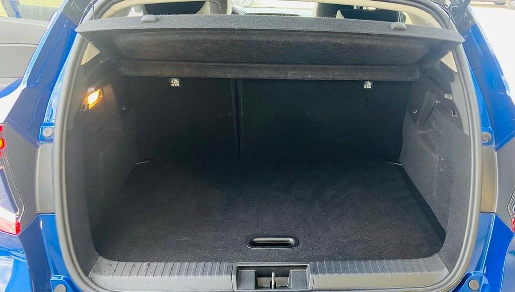 Renault Captur 1.6 E-TECH Hybrid Techno Fast Track Auto