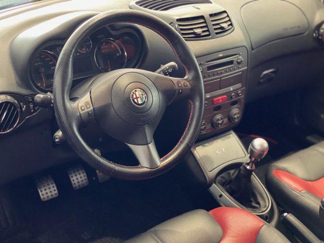 ALFA ROMEO GT 1.9 JTDM 16V Black Line di Unico Proprietario