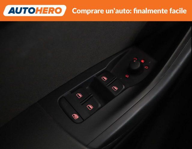 AUDI Q3 2.0 TDI 120 CV Business