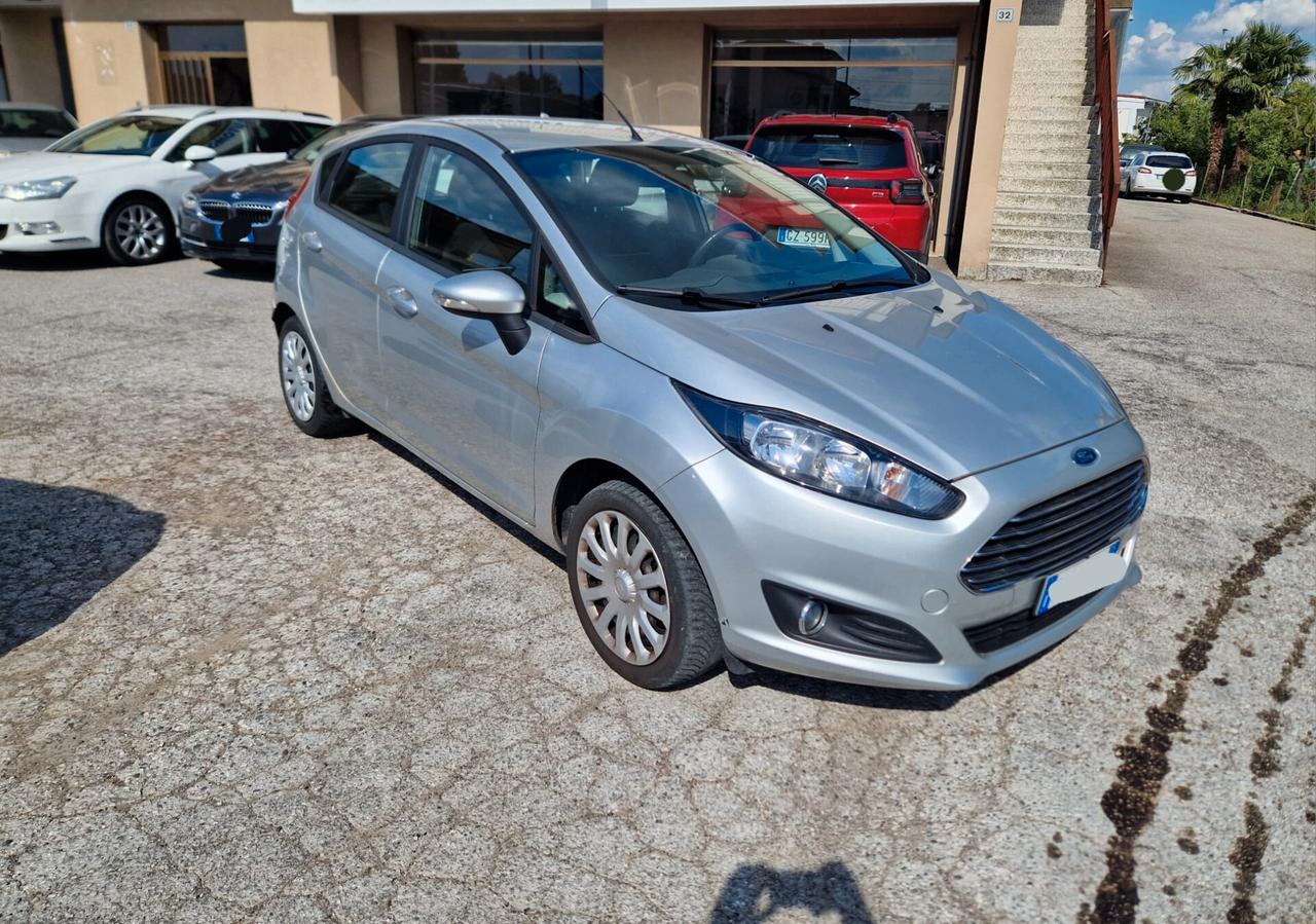 Ford Fiesta 1.2 60CV 5 porte OK NEO PATENTATI