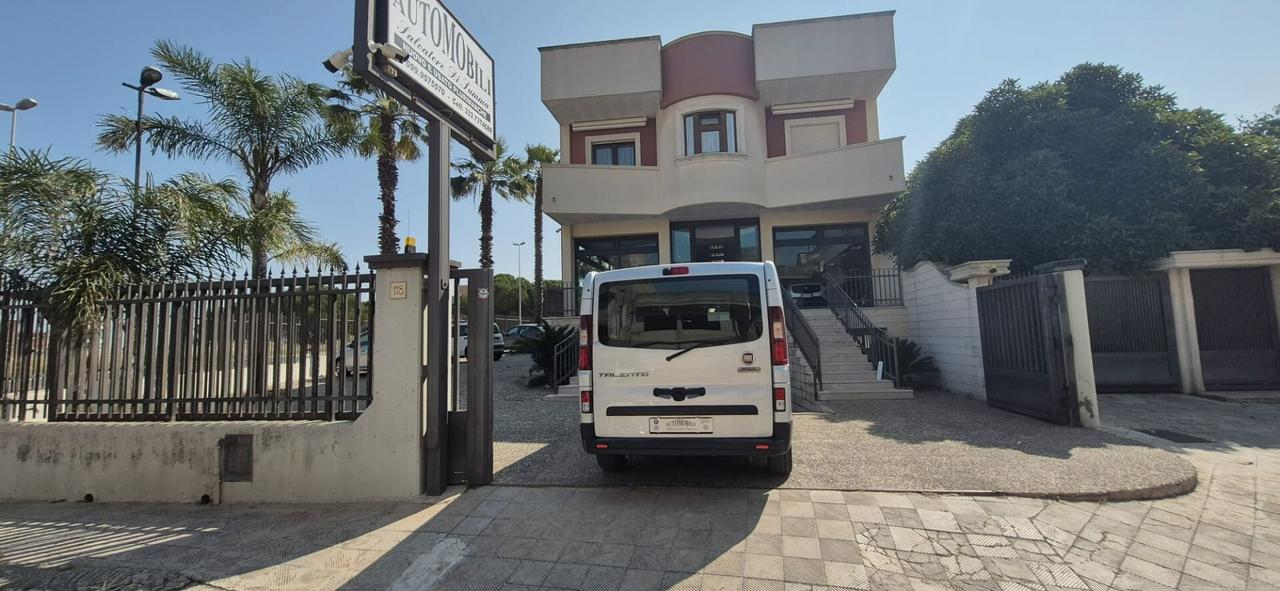 Furgone Fiat Talento 8 posti