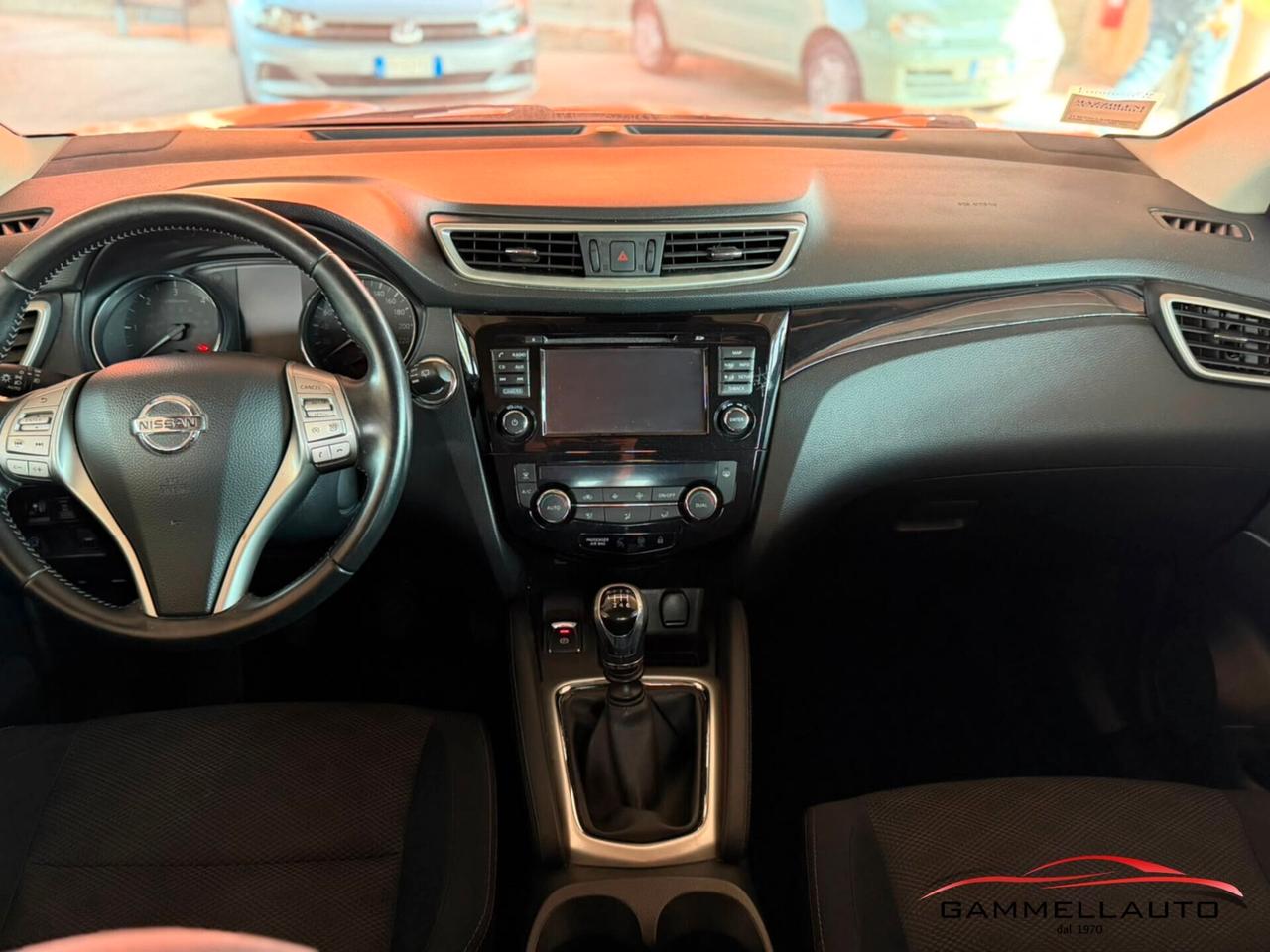 Nissan Qashqai 1.6 4x4 N-Connect 130cv Tetto Panorama