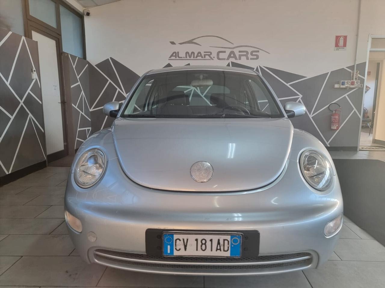 Volkswagen New Beetle 1.4 16V ARTE NEOPATENTATI