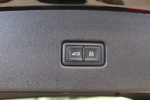 AUDI Q8 50 TDI 286 CV quattro tiptronic S-LINE